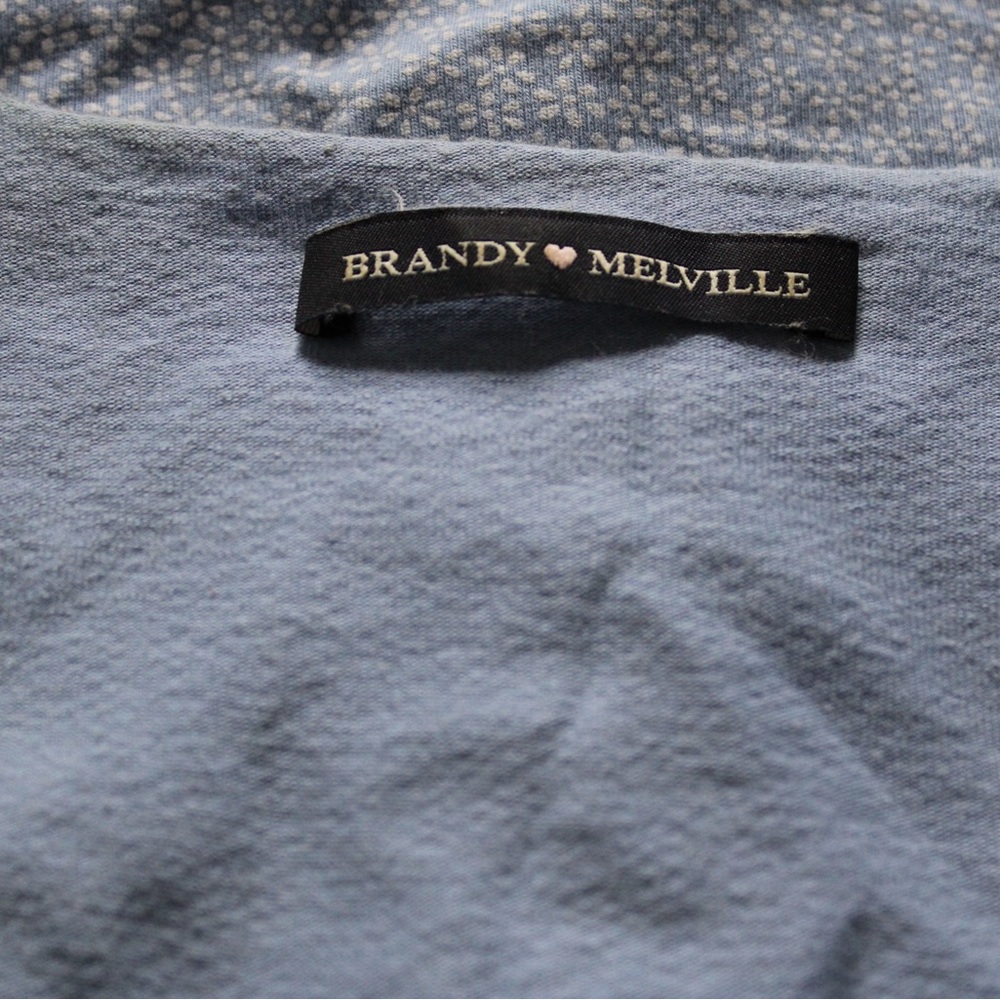 BRANDY MELVILLE Women's Floral Gina Baby Tee - Picture 4 of 4